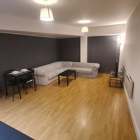 Homestay By Bic Melbourne 14 - Leeds Морлі Екстер'єр фото